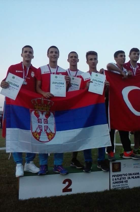 Огњен Стојановић и Немања Јоргић на победничком постољу