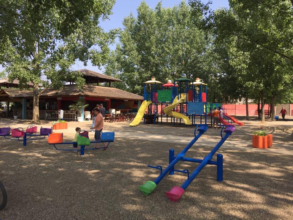 plaza 1