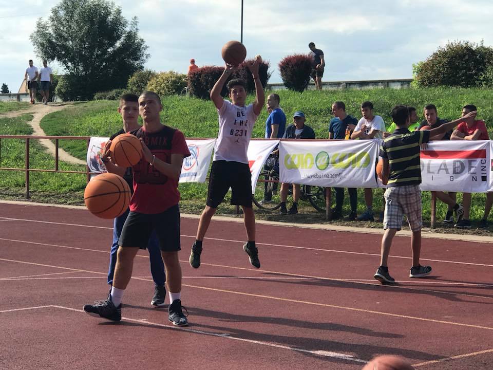 36480485_10156750963907150_2346860775819182080_n